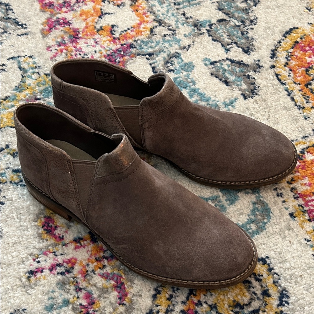 CLARKS Taupe Suede Ankle Booties